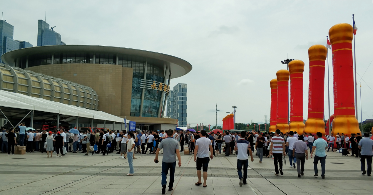 正泰智能指紋鎖和智能家居系統亮相中國門博會 正泰智能指紋鎖和智能家居系統亮相中國門博會