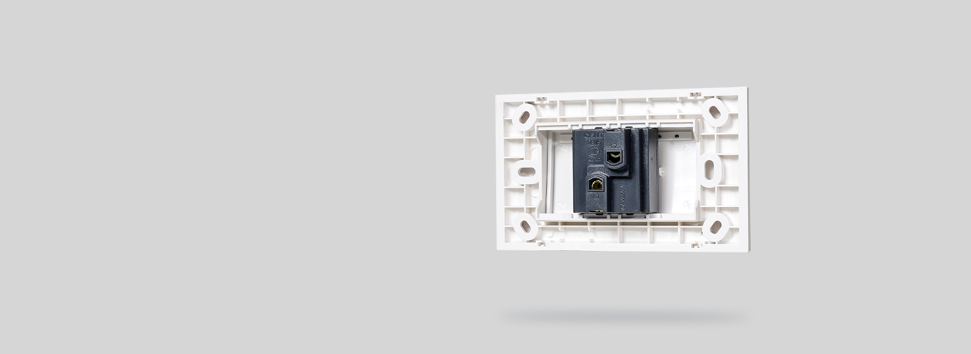 雙層安裝架，適用廣泛
 雙層安裝架設(shè)計(jì)，...