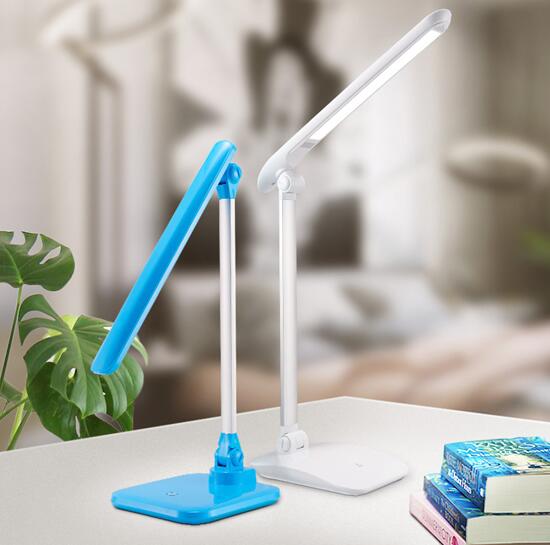 床頭臺燈的擺放有什么講究?怎么放比較好 床頭臺燈的擺放有什么講究?怎么放比較好