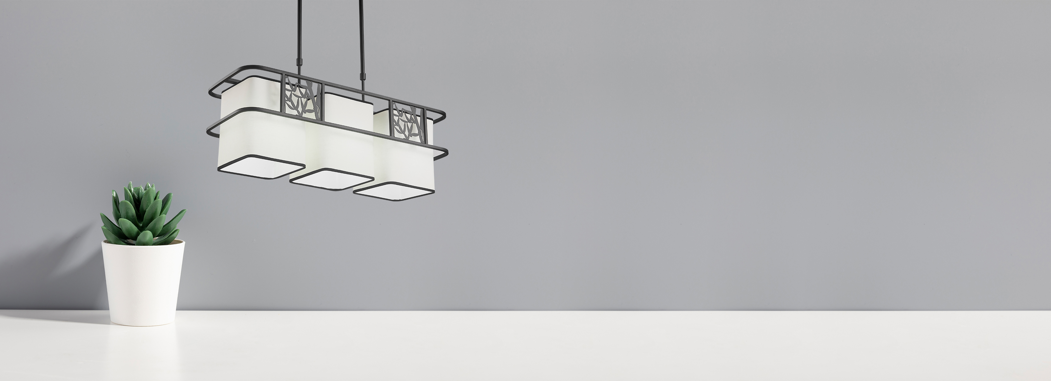 藝術(shù)格調(diào)設(shè)計(jì)，簡(jiǎn)約大氣
 正泰吸頂燈XD...