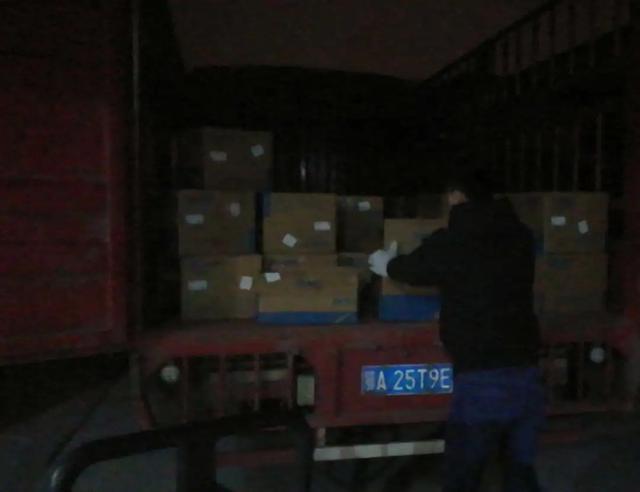 正泰居家致敬“小湯山”醫院援建背后的“逆行者” 正泰居家致敬“小湯山”醫院援建背后的“逆行者”