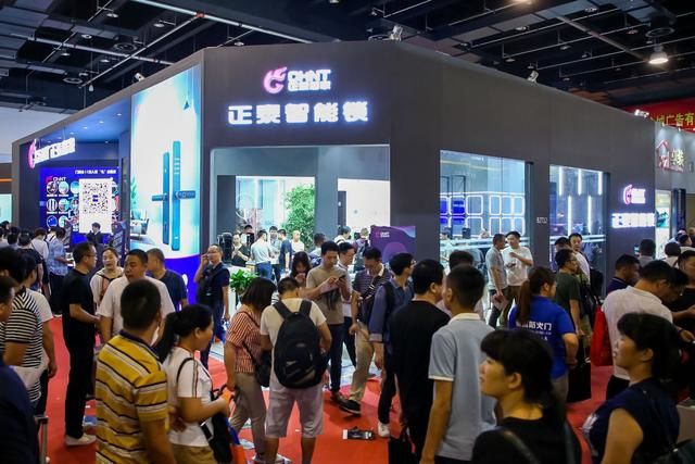 正泰智能鎖登陸永康門博會,助力經(jīng)銷商從零成長 正泰智能鎖登陸永康門博會,助力經(jīng)銷商從零成長