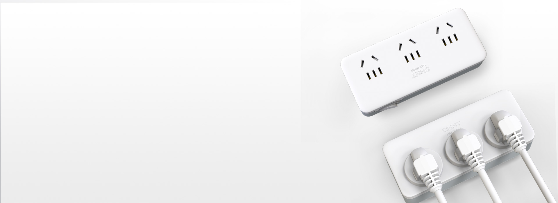 大間距設(shè)計(jì)，插頭不打架
 Sunrise...