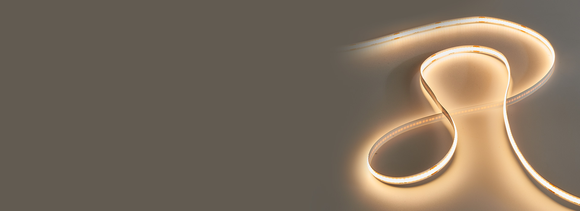 柔和的光，細膩的美
 芯片連續封裝，出光...