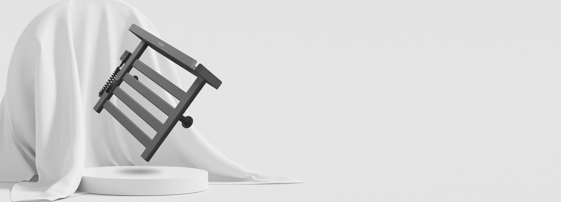 圓潤弧角設計，防磕碰受傷
 NEJM-1...